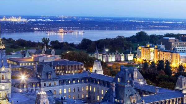 Hotel Chateau Laurier Quebec exterior at night