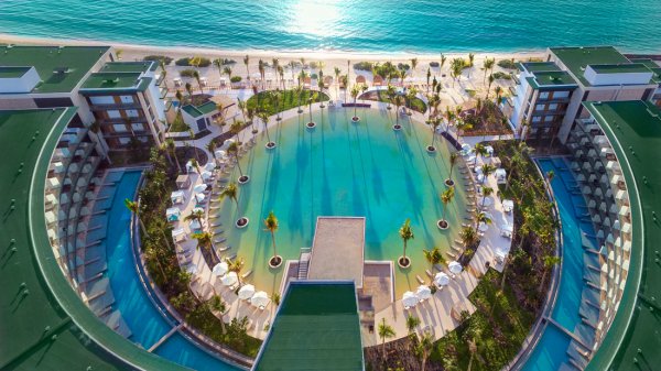 Haven Riviera Cancun Resort and Spa exterior aerial