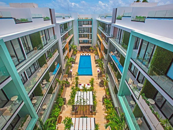 KLR The City Condos By Sercotel piscine