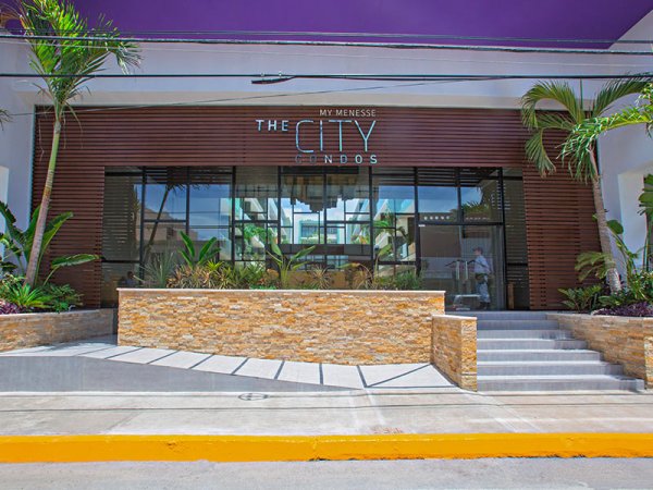 KLR The City Condos By Sercotel piscine