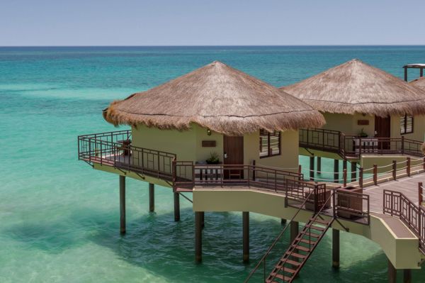 Palafitos Overwater Bungalows beach