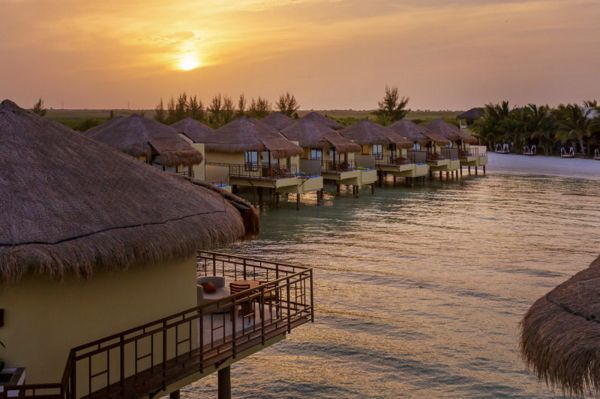 Palafitos Overwater Bungalows beach