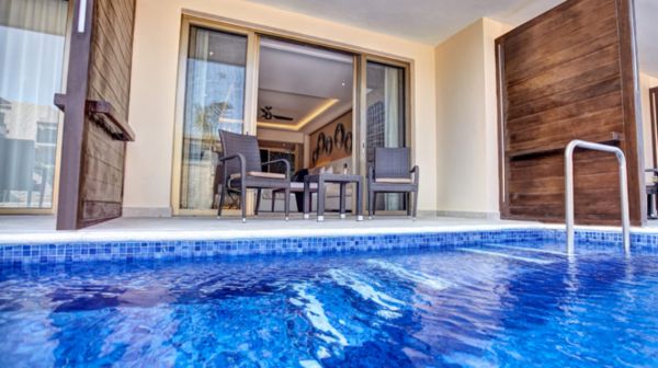 Royalton Riviera Cancun Resort And Spa extérieur