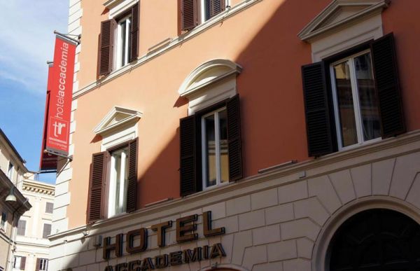 Hotel Accademia entrance