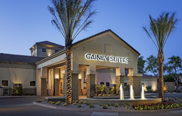 Gainey Suites Hotel exterior