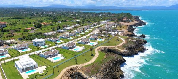 Ocean Village Deluxe Resort and Spa exterior