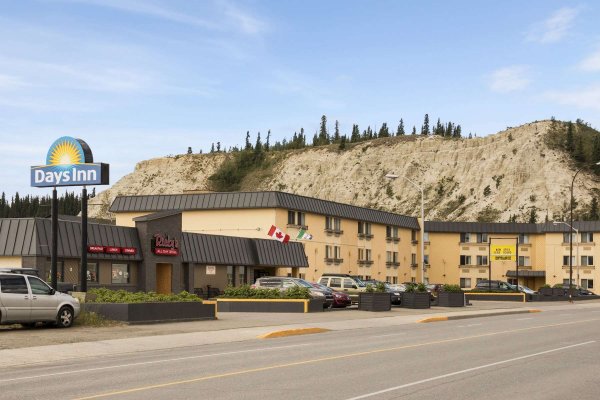 Days Inn Whitehorse exterior