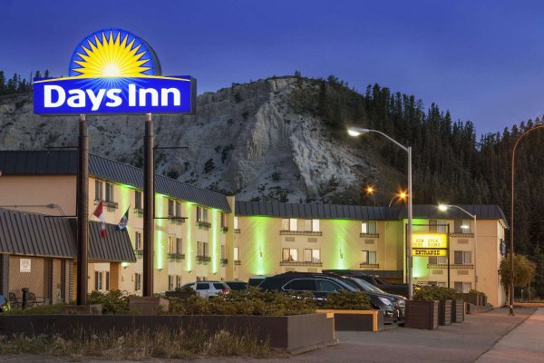Days Inn Whitehorse exterior