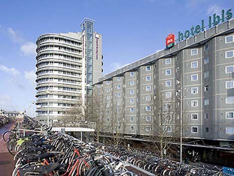 Ibis Amsterdam Centre exterior