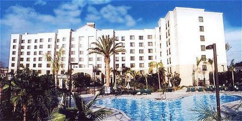 Staybridge Suites Anaheim Resort exterior