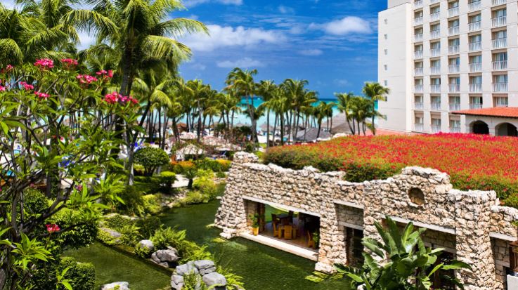 Hyatt Regency Aruba grounds