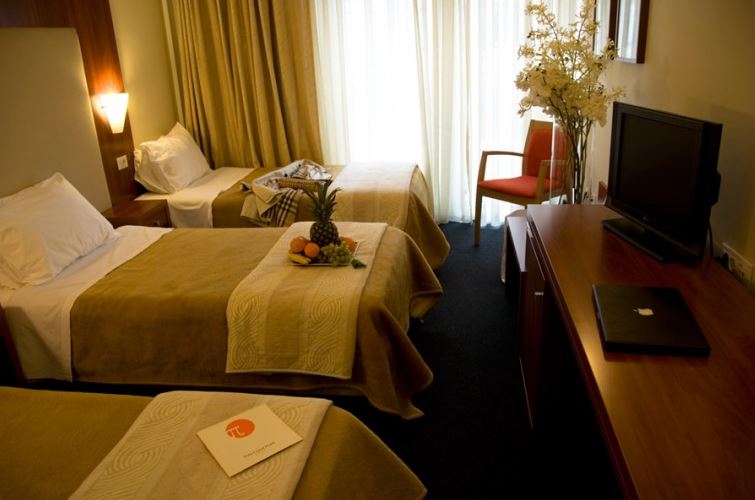 Polis Grand Hotel extérieur