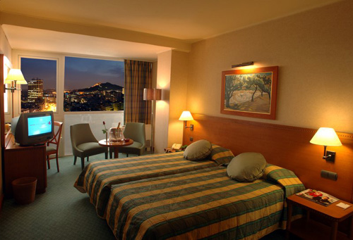 President Hotel piscine la nuit