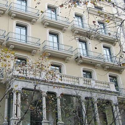 987 Barcelona extérieur