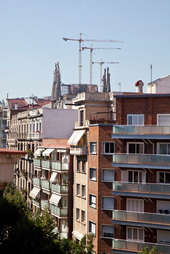 Ainb Sagrada Familia exterior