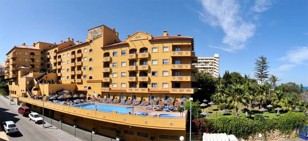 Vistamar Aparthotel pool