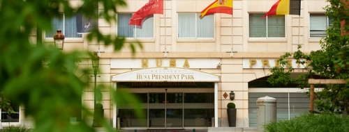 Husa President Park exterior