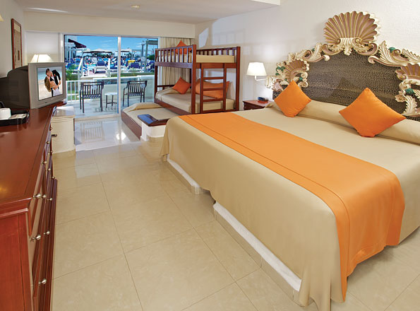 Gran Caribe Real exterior