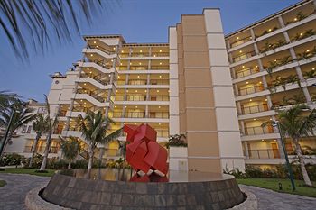 Grand Park Royal Cancun Caribe piscine