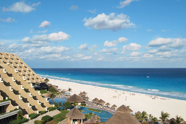 Gran Melia Cancun exterior