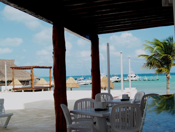 Holiday Inn Cancun entrée