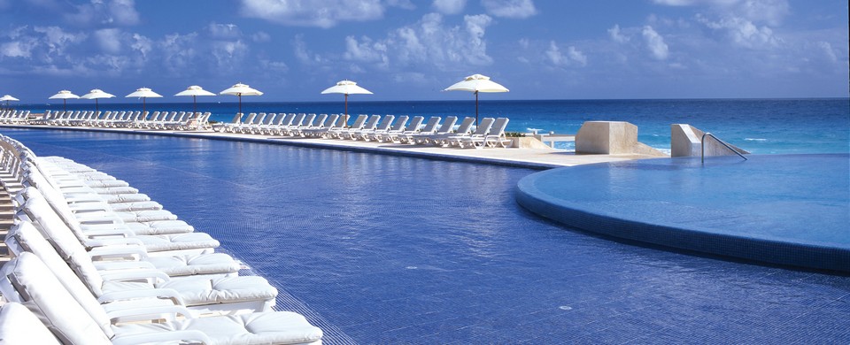 Live Aqua Cancun exterior