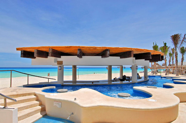 Omni Cancun Hotel exterior