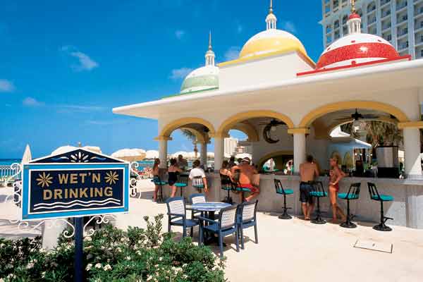 Riu Cancun exterior