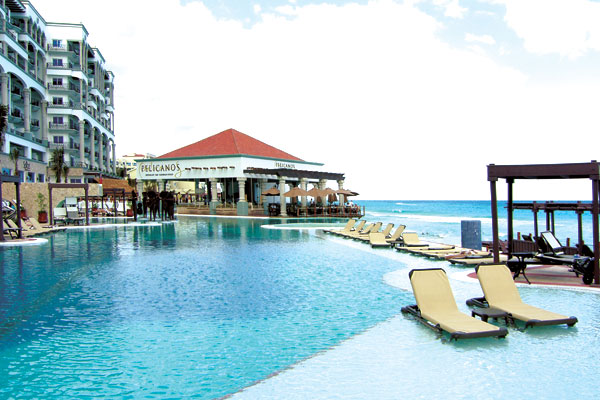 The Royal Cancun exterior