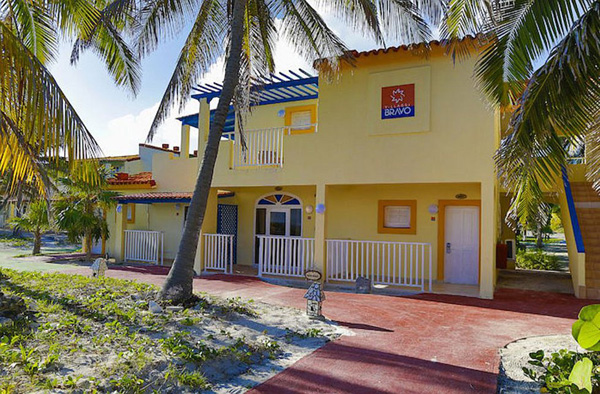 Bravo Villa Coral extérieur