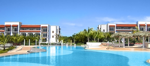 Memories Paraiso Beach Resort pool