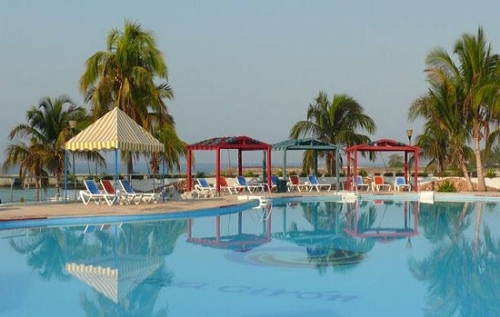 Club Playa Giron pool