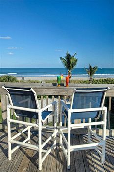 International Palms Resort Cocoa Beach surf shop