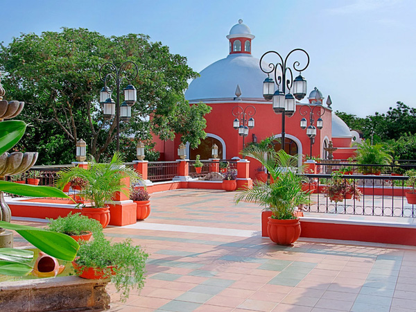 Occidental Grand Cozumel exterior