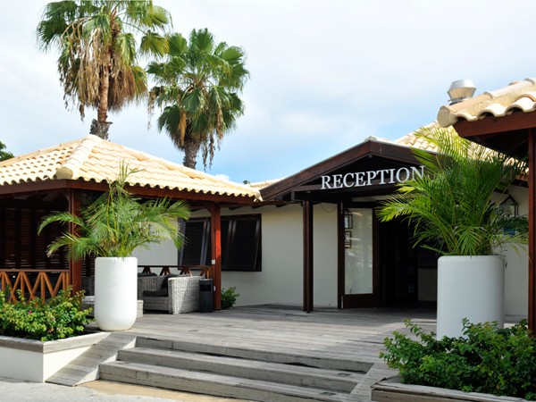 Papagayo Beach And Lounge Resort exterior