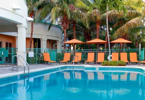 Courtyard Fort Lauderdale Airport extérieur 