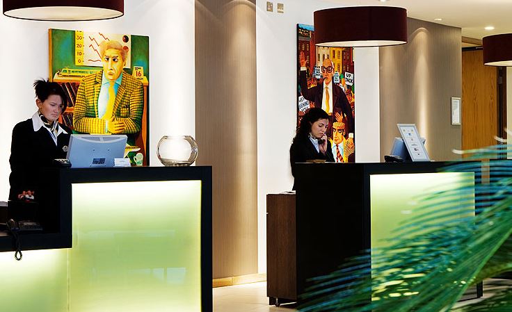 Louis Fitzgerald Hotel lobby