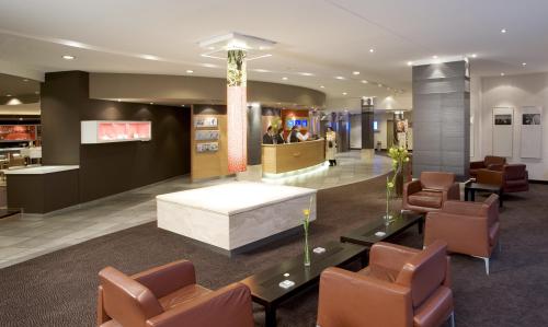 Novotel Frankfurt reception