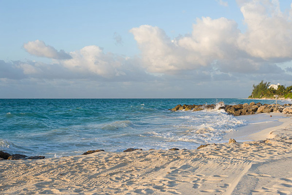 Memories Grand Bahamas exterior