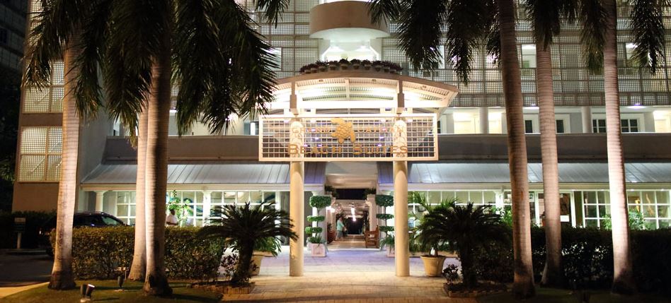 Grand Cayman Beach Suites exterior