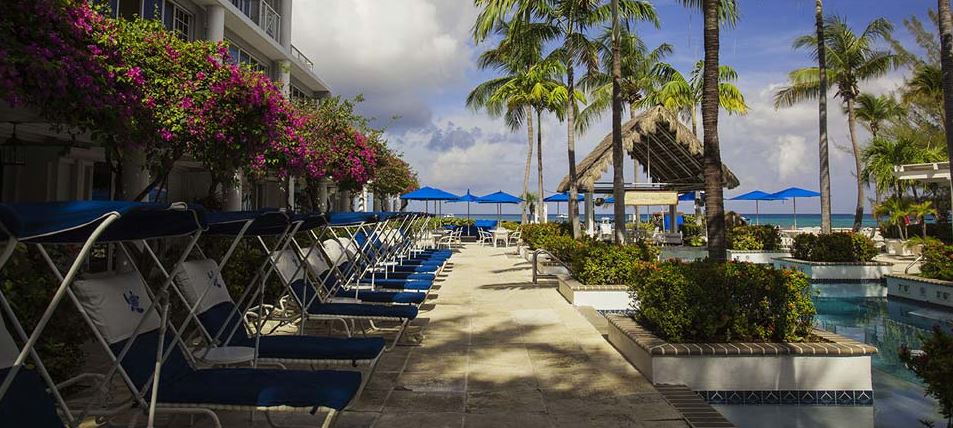 Grand Cayman Beach Suites exterior