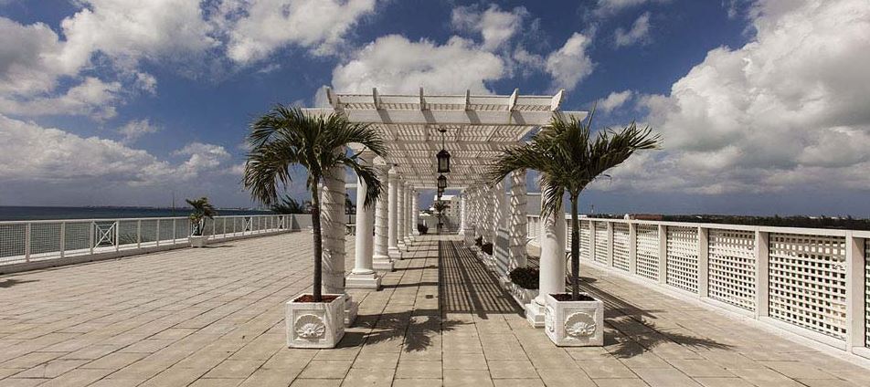 Grand Cayman Beach Suites exterior