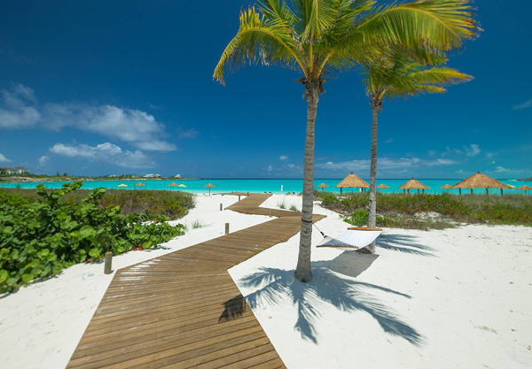 Sandals Emerald Bay exterior