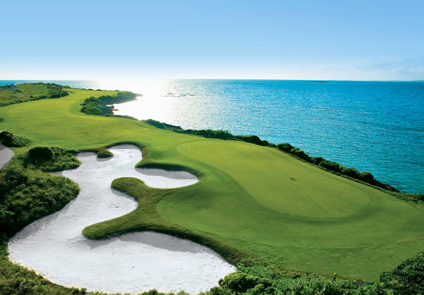 Sandals Emerald Bay exterior