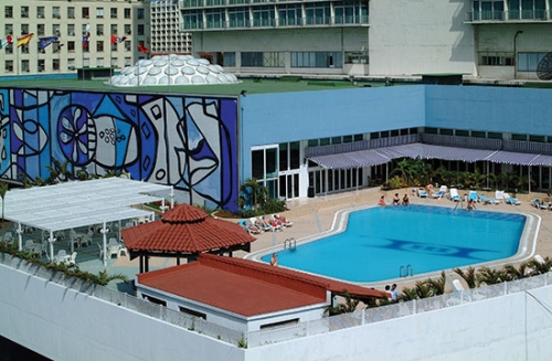 Tryp Habana Libre exterior