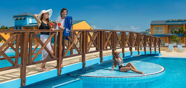 Blau Costa Verde Plus Beach Resort beach