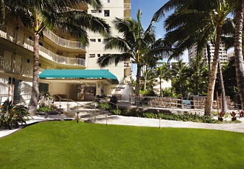 Courtyard Marriott Waikiki exterior 2