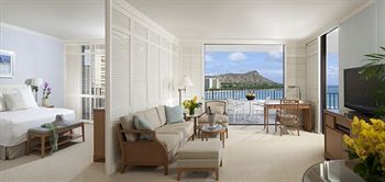 Halekulani suite