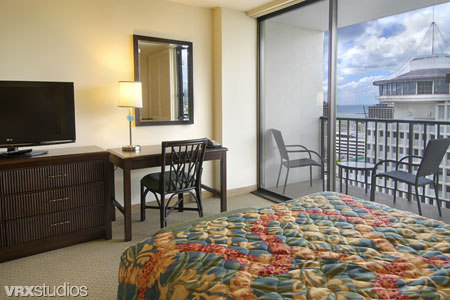 Holiday Inn Waikiki Beachcomber lobby