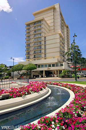 Outrigger Luana Waikiki exterior 2